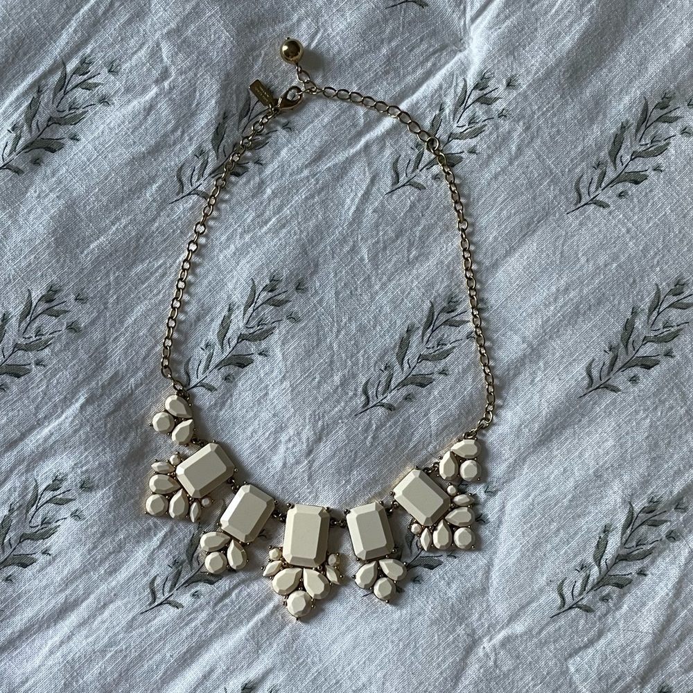 Kate Spade cream & gold statement necklace